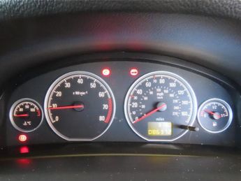 Vauxhall Vectra 1.8 VVT Exclusiv Hatchback 5dr Petrol Manual (173 g/km, 138 bhp)