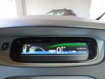Renault Zoe 22kWh Dynamique Intens Hatchback 5dr Electric Auto (Battery Leas
