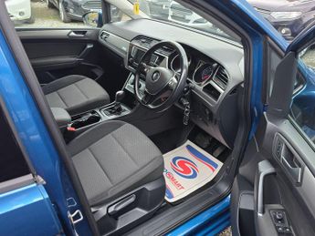 Volkswagen Touran 2.0 TDI BlueMotion Tech SE DSG Euro 6 (s/s) 5dr