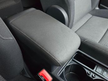 Volkswagen Touran 2.0 TDI BlueMotion Tech SE DSG Euro 6 (s/s) 5dr