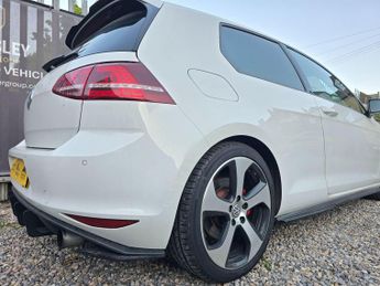 Volkswagen Golf 2.0 TSI BlueMotion Tech GTI Launch DSG Euro 6 (s/s) 3dr