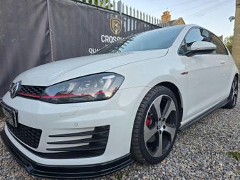 Volkswagen Golf 2.0 TSI BlueMotion Tech GTI Launch DSG Euro 6 (s/s) 3dr