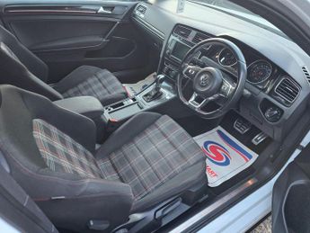 Volkswagen Golf 2.0 TSI BlueMotion Tech GTI Launch DSG Euro 6 (s/s) 3dr