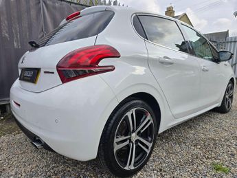 Peugeot 208 1.2 PureTech GT Line EAT Euro 6 (s/s) 5dr