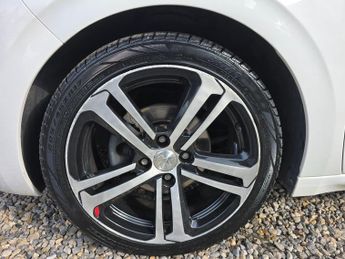 Peugeot 208 1.2 PureTech GT Line EAT Euro 6 (s/s) 5dr