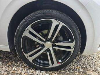Peugeot 208 1.2 PureTech GT Line EAT Euro 6 (s/s) 5dr