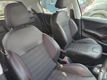 Peugeot 208 1.2 PureTech GT Line EAT Euro 6 (s/s) 5dr