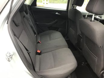 Ford Focus 1.0T EcoBoost Titanium Hatchback 5dr Petrol Manual Euro 6 (s/s) 