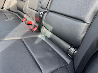 Mercedes-Benz E Class 3.0 E350 V6 BlueTEC AMG Night Edition (Premium) Saloon 4dr Diese