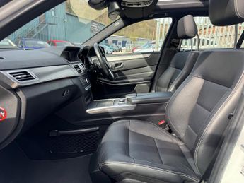 Mercedes-Benz E Class 3.0 E350 V6 BlueTEC AMG Night Edition (Premium) Saloon 4dr Diese