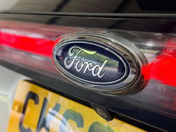 Ford Edge 2.0 TDCi Titanium SUV 5dr Diesel Manual AWD Euro 6 (s/s) (180 ps