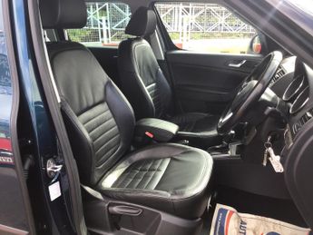 Skoda Yeti 2.0 TDI Elegance Outdoor 5dr Diesel DSG 4WD Euro 5 (140 ps)