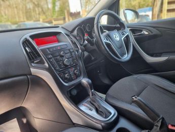 Vauxhall Astra 1.6 16V SE Sports Tourer Auto Euro 5 5dr