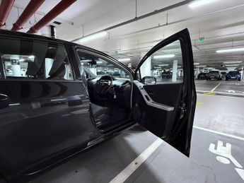 Toyota Yaris 1.33 Dual VVT-i T Spirit Hatchback 5dr Petrol MultiMode Euro 5 (