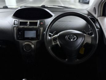 Toyota Yaris 1.33 Dual VVT-i T Spirit Hatchback 5dr Petrol MultiMode Euro 5 (