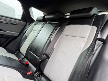 Land Rover Range Rover Evoque 2.0 D150 MHEV R-Dynamic S SUV 5dr Diesel Auto 4WD Euro 6 (s/s) (