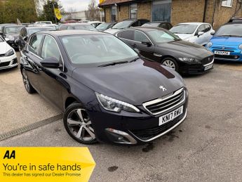 Peugeot 308 1.2 PureTech Allure Hatchback 5dr Petrol EAT Euro 6 (s/s) (130 p