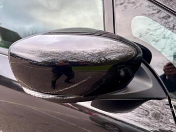 Nissan LEAF 39kWh N-Connecta Auto 5dr