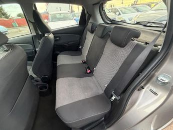 Toyota Yaris 1.5 VVT-h Icon Hatchback 5dr Petrol Hybrid E-CVT Euro 6 (101 ps)