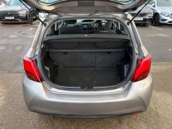 Toyota Yaris 1.5 VVT-h Icon Hatchback 5dr Petrol Hybrid E-CVT Euro 6 (101 ps)