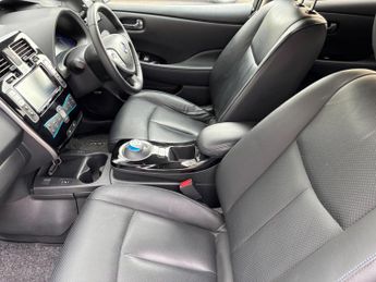 Nissan LEAF 30kWh Tekna Auto 5dr