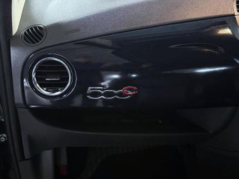 Fiat 500c 0.9 TwinAir Lounge Convertible 2dr Petrol Dualogic Euro 5 (s/s) 