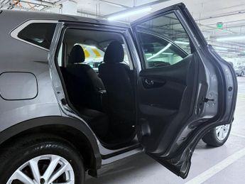 Nissan Qashqai 1.2 DIG-T N-Connecta SUV 5dr Petrol XTRON 2WD Euro 6 (s/s) (115 