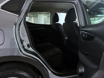 Nissan Qashqai 1.2 DIG-T N-Connecta SUV 5dr Petrol XTRON 2WD Euro 6 (s/s) (115 