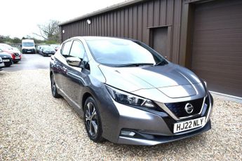 Nissan Leaf 40kWh N-Connecta Auto 5dr