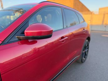 Jaguar F-Pace 2.0 D180 R-Sport SUV 5dr Diesel Auto AWD Euro 6 (s/s) (180 ps)