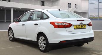 Ford Focus 1.6 STYLE Saloon LEFT HAND DRIVE AUTO FIND ANOTHER