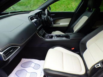 Jaguar XE 2.0d R-Sport Auto Euro 6 (s/s) 4dr