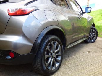 Nissan Juke 1.6 Tekna XTRON Euro 6 5dr