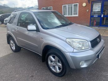 Toyota RAV4 2.0 VVT-i XT-R SUV 3dr Petrol Manual 4WD SOLD