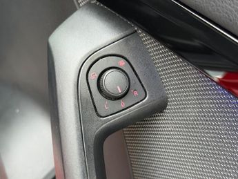 SEAT Ateca 1.6 TDI XCELLENCE SUV 5dr Diesel DSG Euro 6 (s/s) (115 ps)