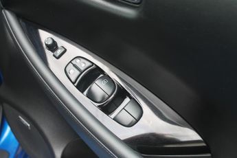 Nissan LEAF 39kWh Tekna Hatchback 5dr Electric Auto (150 ps)