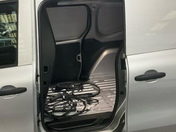 Nissan Townstar 45kWh Acenta Panel Van 6dr Electric Auto L1 (122 ps)