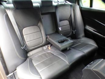 Jaguar XE 2.0d R-Sport Auto Euro 6 (s/s) 4dr