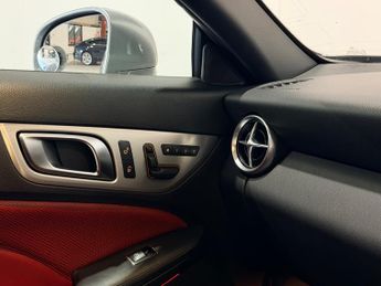 Mercedes-Benz SLK 1.8 SLK250 BlueEfficiency AMG Sport Edition 125 Convertible 2dr 