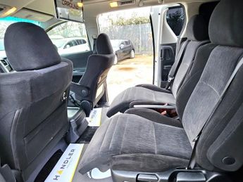 Toyota Vellfire 2.4L PETROL- UPGRADED CAR -ULEZ/CAZ PASS-FREE 36MONTHS GOLD WARR