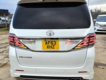 Toyota Vellfire 2.4L PETROL- UPGRADED CAR -ULEZ/CAZ PASS-FREE 36MONTHS GOLD WARR