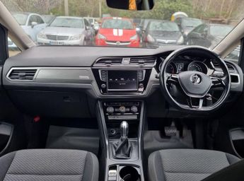 Volkswagen Touran 1.4 TSI BlueMotion Tech SEL MPV 5dr Petrol DSG Euro 6 (s/s) (150