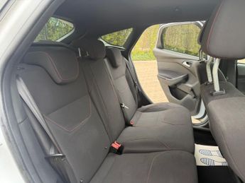 Ford Focus 1.0T EcoBoost ST-Line Hatchback 5dr Petrol Manual Euro 6 (s/s) (