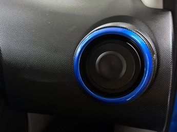 Toyota Aygo 1.0 VVT-i Blue Hatchback 5dr Petrol MultiMode Euro 4 (67 bhp)