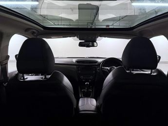 Nissan Qashqai 1.3 DIG-T Tekna SUV 5dr Petrol Manual Euro 6 (s/s) (160 ps)