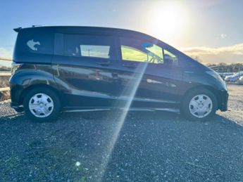 Honda Freed EX 