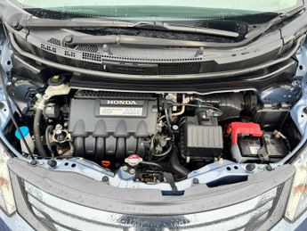 Honda Freed 1.5L Petrol Hybrid