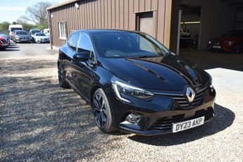 Renault Clio 1.6 E-TECH Techno Auto Euro 6 (s/s) 5dr