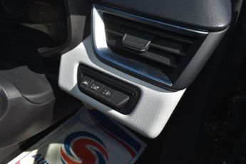 Renault Clio 1.6 E-TECH Techno Auto Euro 6 (s/s) 5dr