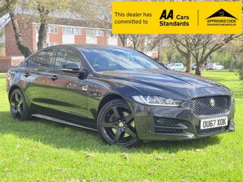 Jaguar XE 2.0d R-Sport Saloon 4dr Diesel Auto AWD Euro 6 (s/s) (240 ps)